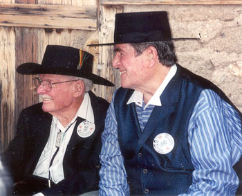 Earl Bellamy and Hugh O'Brian at Tombstone Festival in 2001.