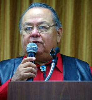 Tony Numkena (Keena on “Brave Eagle") accepting his “Gathering of Guns 3” award.