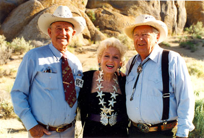 Out amongst the Alabama Hills of Lone Pine, California, Jimmy Rogers (son of Will Rogers), the late Grace Bradley Boyd (Mrs. Hoppy) and Rand (“Lucky”) Brooks.