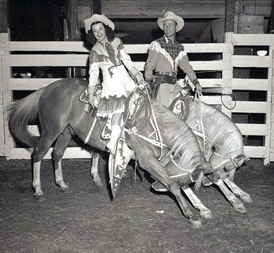 Dale Evans and Roy Rogers' horses take a bow.