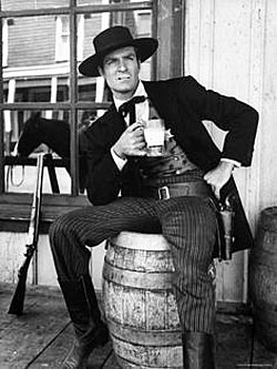 Got milk? Hugh “Wyatt Earp” O’Brian.