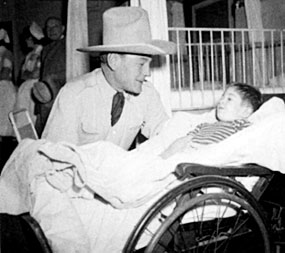 Buck Jones visited children’s hospitals whenever and wherever he could. 