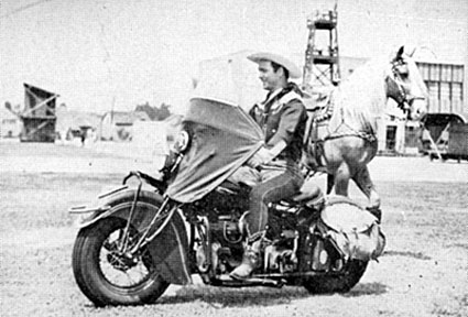 Roy arrives at Republic on his motorcycle, giving Trigger a chance to rest 
up for some action scenes.