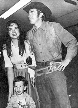 Clu Gulager, star of “The Tall Man” and “The Virginian”, with his wife Miriam and son John in 1962. 