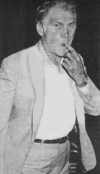 A nervous, nail-biting Jack Palance on his way to the Hollywood premiere of his film "Young Guns" in 1988. 