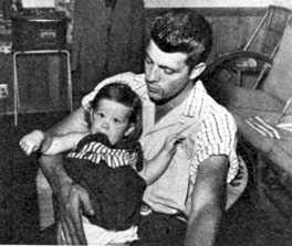 Dale Robertson and daughter Rochelle in 1955.