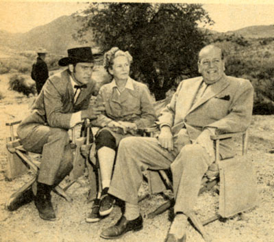 Robert Wagner relaxes with his parents between scenes of “Broken Lance” (‘64 20th Century Fox).