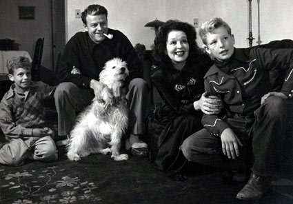 Rex Bell, Clara Bow and family in the ‘40s. (Thanx to Bobby Copeland.)