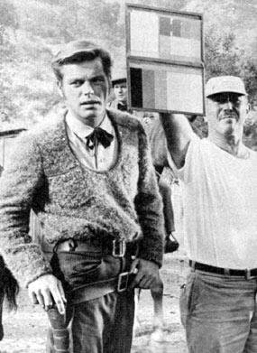 Robert Wagner prepares for a scene in “The True Story of Jesse James” (‘57).