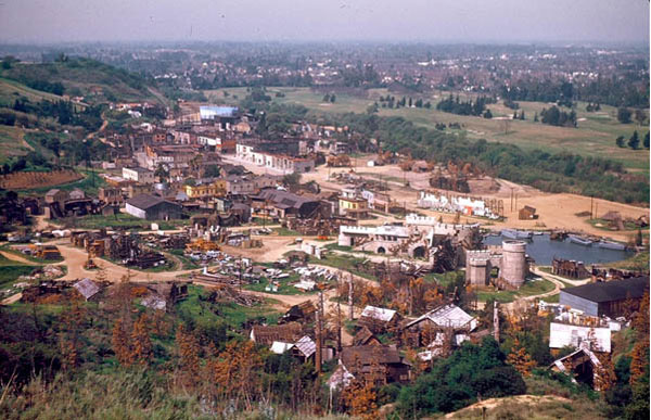 Overview of the Universal backlot circa mid-40’s. (Thanx to Jerry Whittington.)
