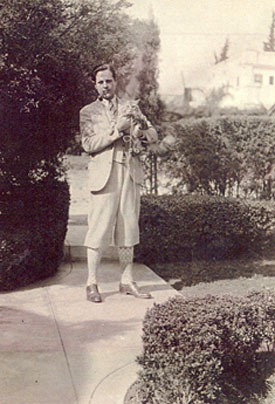 For a rough B-Western heavy, in his off-screen hours Ed Cobb was certainly duded up in his Plus Fours (breeches or trousers) and pipe. Looks like he was walking the cat. Photo from sometime in the ‘30s. (Thanx to John Bickler.)