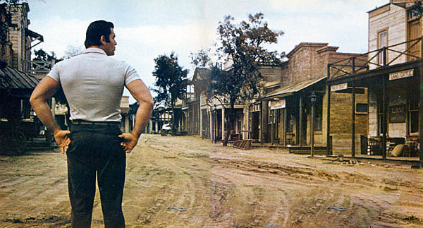 Clint (“Cheyenne”) Walker returns to the Warner Bros. backlot in April ‘59 after his prolonged walkout.