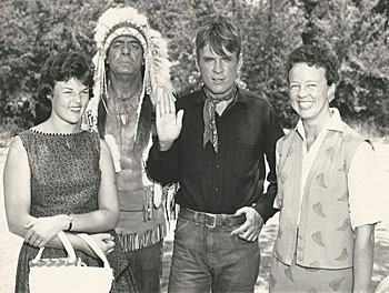 Two photos of Will Hutchins at a fund raiser to create a bronze statue of Frankie Laine with the help of the Little Italy Association in San Diego. Lady to the right in both photos is Mary-Jo ? Glenn Strange as an Indian is in the bottom photo. The other lady is unknown. (Thanx to Peter Williams.)