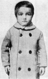 Guess who? He became one of the screen’s biggest cowboy stars. In this photo he was 3 and a half years old. (Answer at bottom of this column.) 